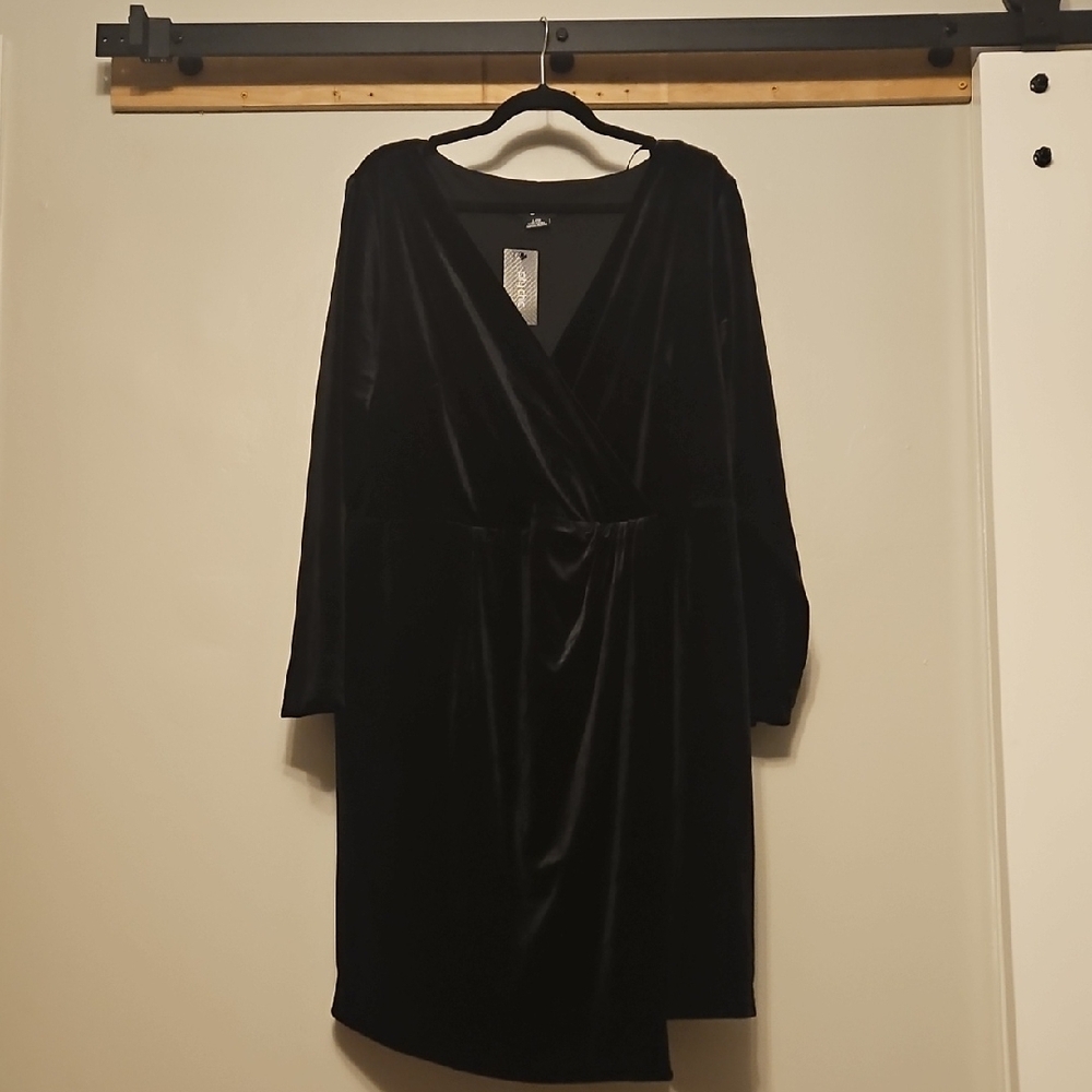 City Chic Black Long Sleeve Dress